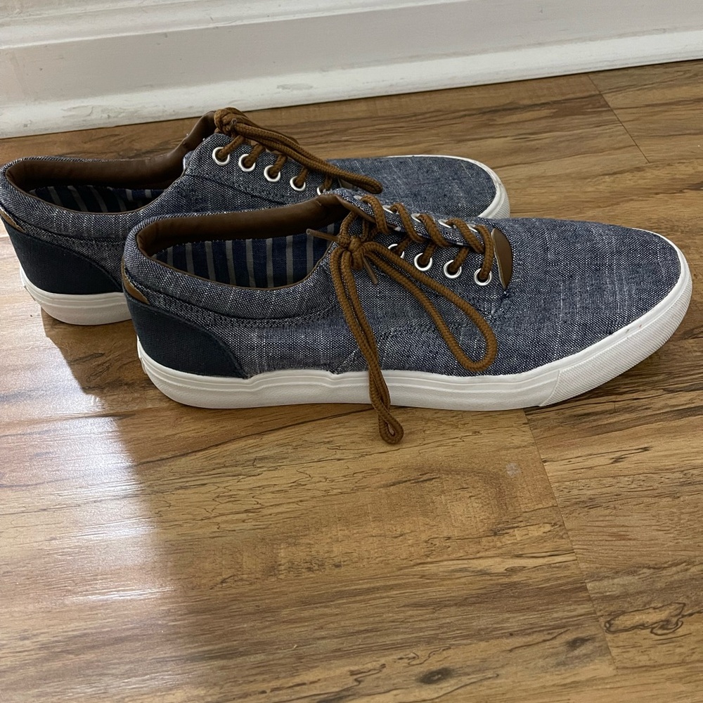 Aloha  Island Men’s  Blue with Brown Laces Preppy Boat Shoes Beach‎ Sneakers